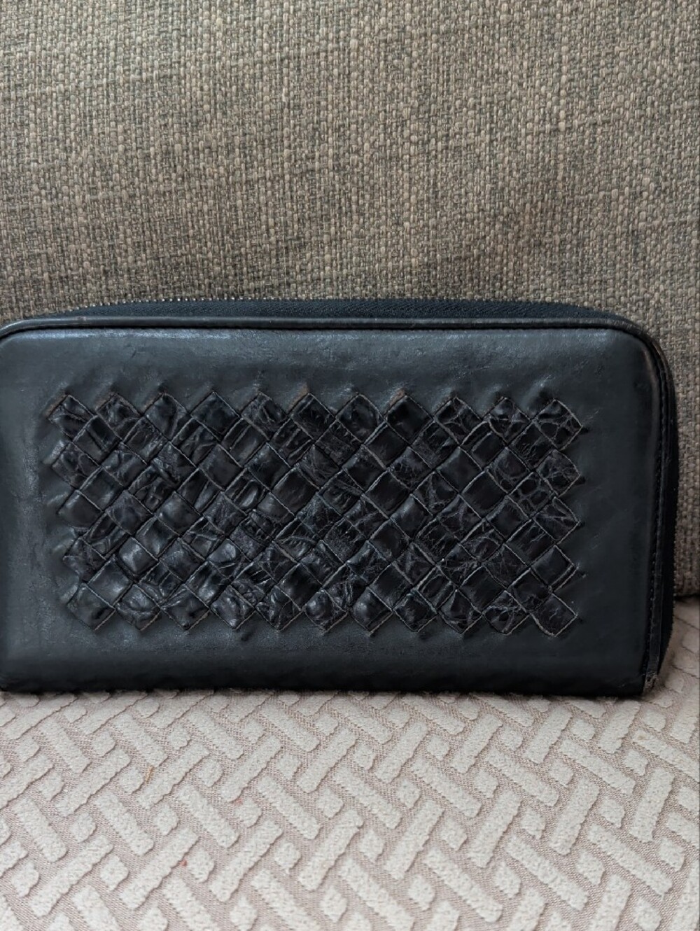 Bottega Veneta Black Intrecciato Leather Zip Wallet W COA - Picture 4 of 11
